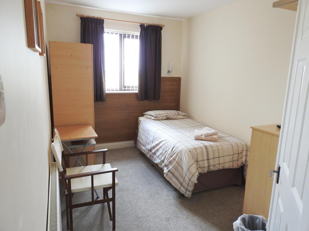 Cherish End Guest House Dunstable Bagian luar foto